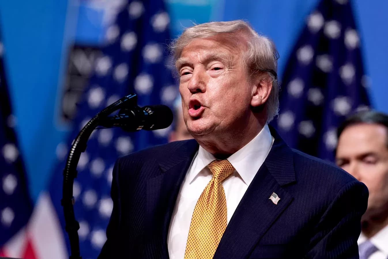Trump, yeni bir sağlık kontrolü yaptırdığını ve 'tam puan aldığını' duyurdu