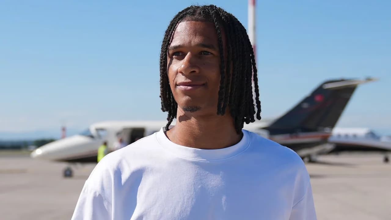 Nathan Aké, Fenerbahçe kampına katıldı