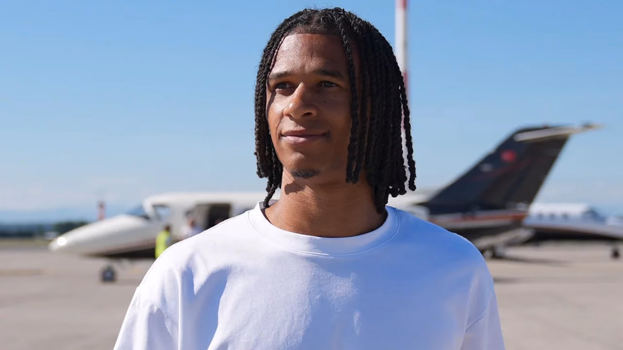 Nathan Aké, Fenerbahçe kampına katıldı