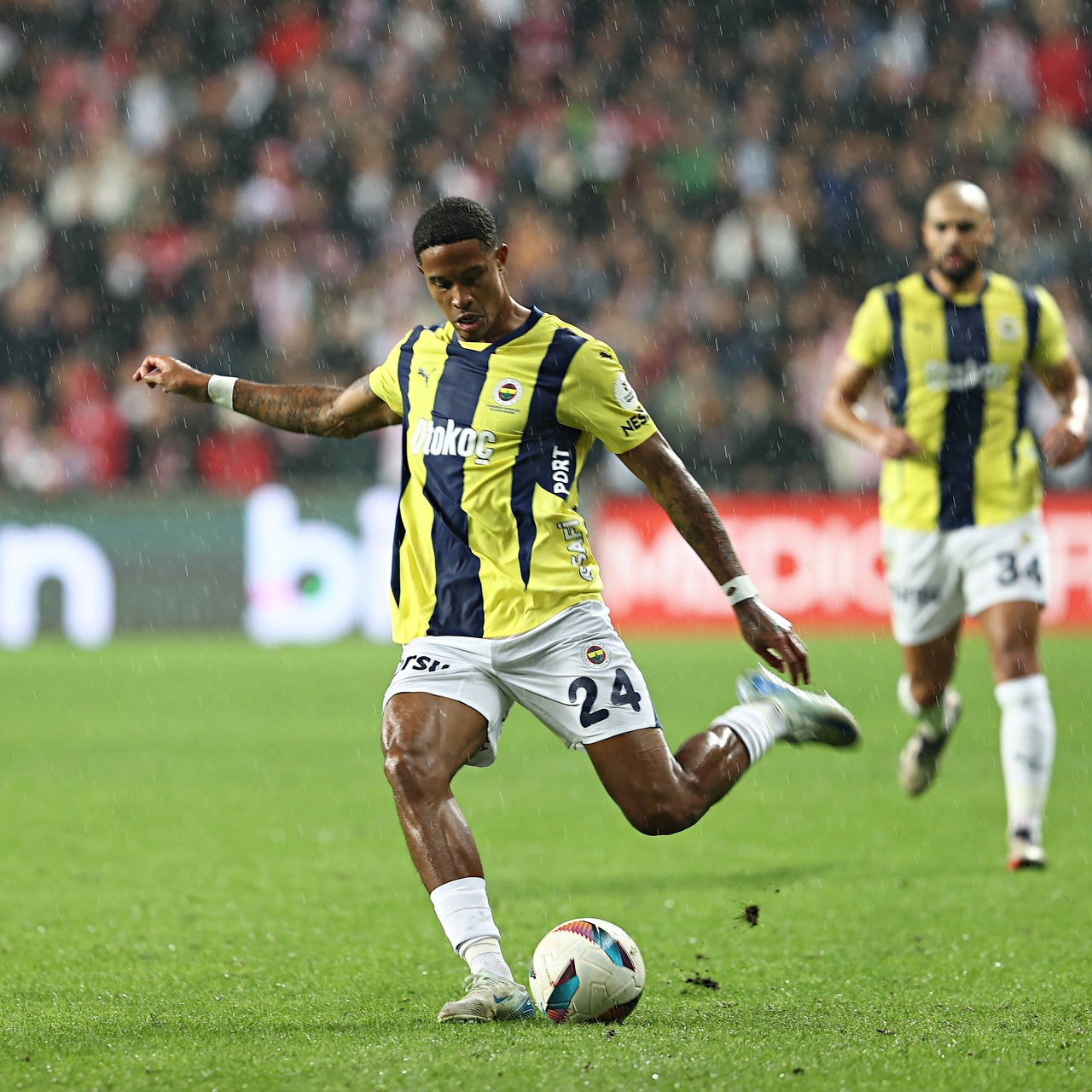 Fenerbahçe'ye kötü haber!
