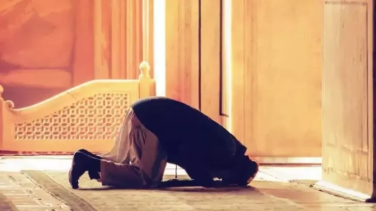 İş kapısı açılması için dua! İşte İş arayanlara İş Bulma Duası... Hayırlı Bir İş Bulmak İçin Okunacak Dualar Nelerdir?