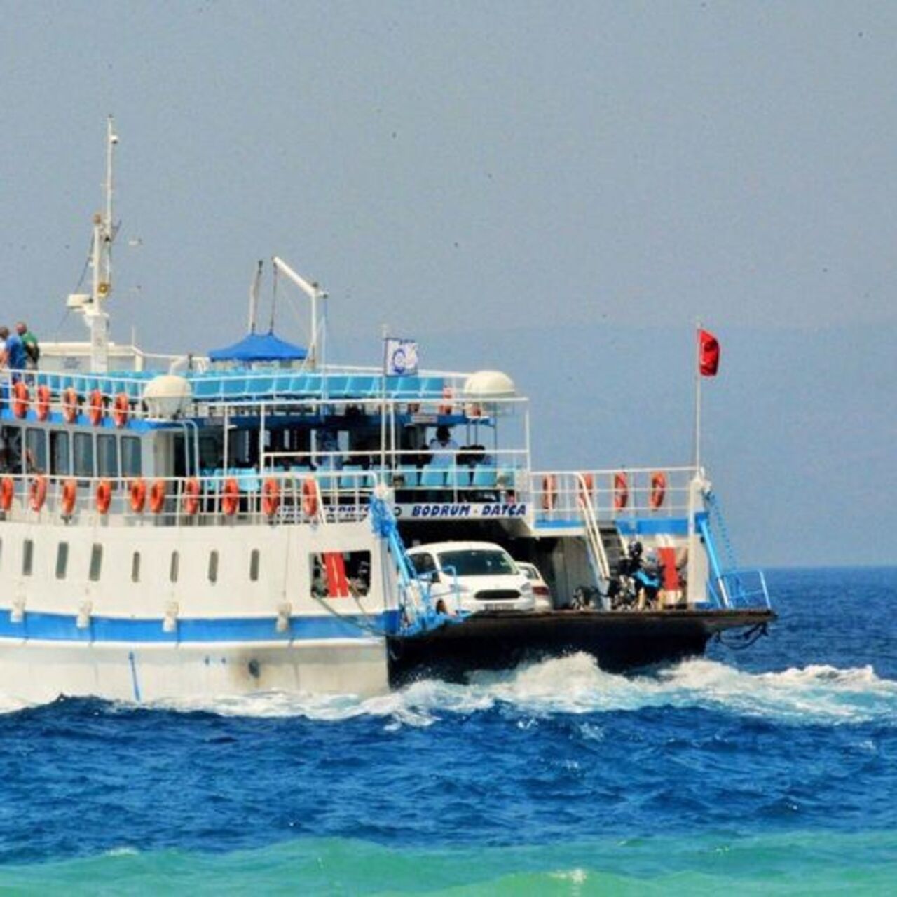 Bodrum'da feribot seferleri iptal edildi