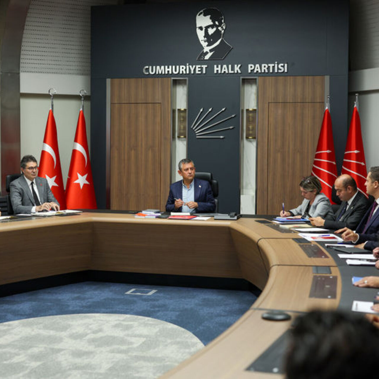CHP'de 3 isme ihraç talebi