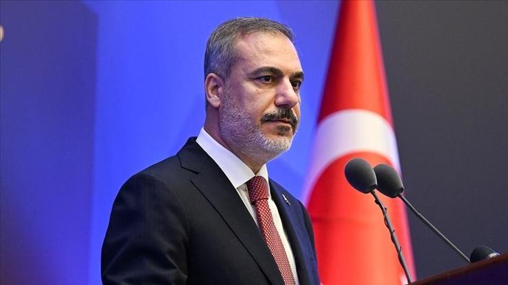 'İran ve Rusya neden Suriye'den çekildi?' Bakan Fidan'dan Fransız medyasına dikkat çeken açıklamalar...