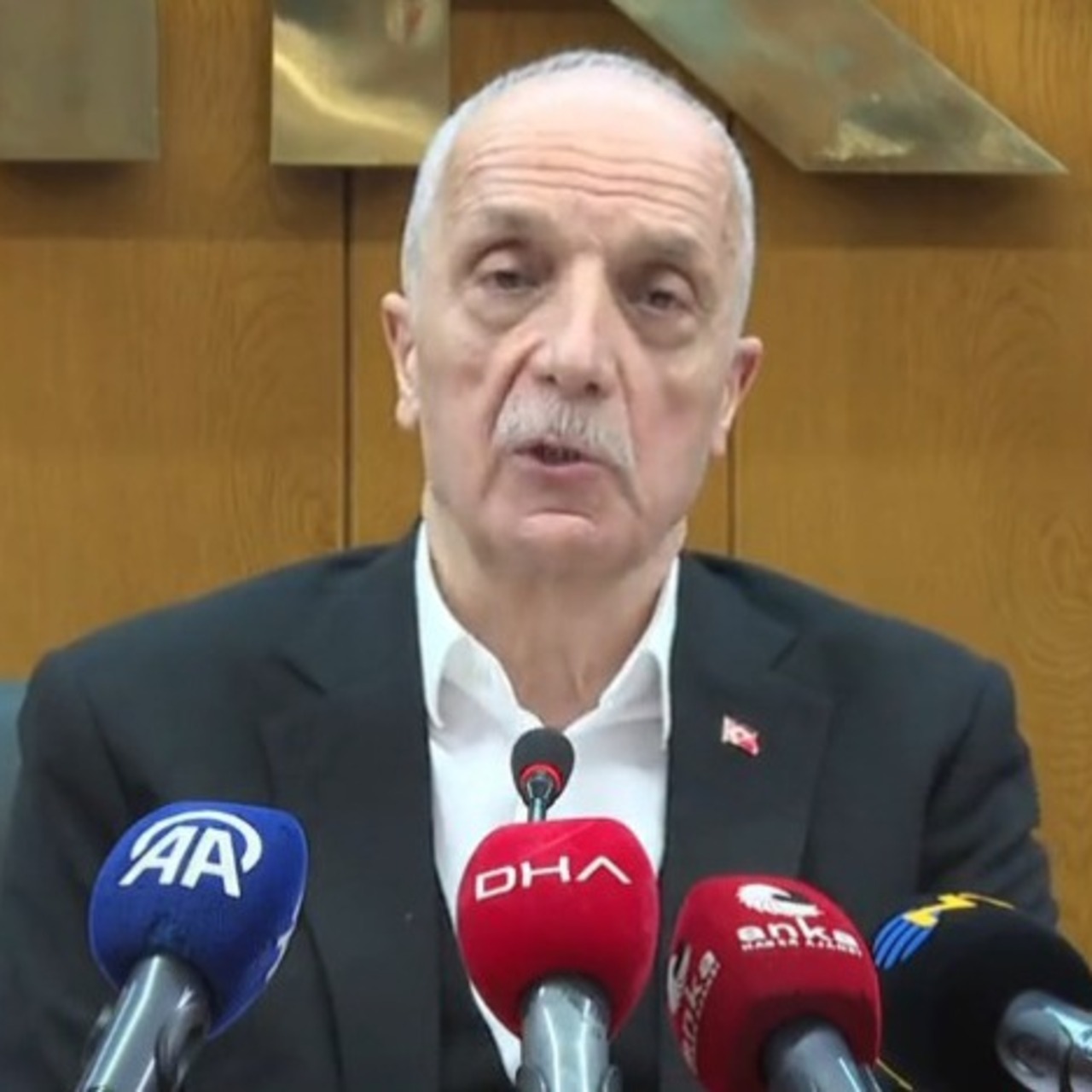 TÜRK-İŞ Genel Başkanı Ergün Atalay'dan asgari ücret tepkisi