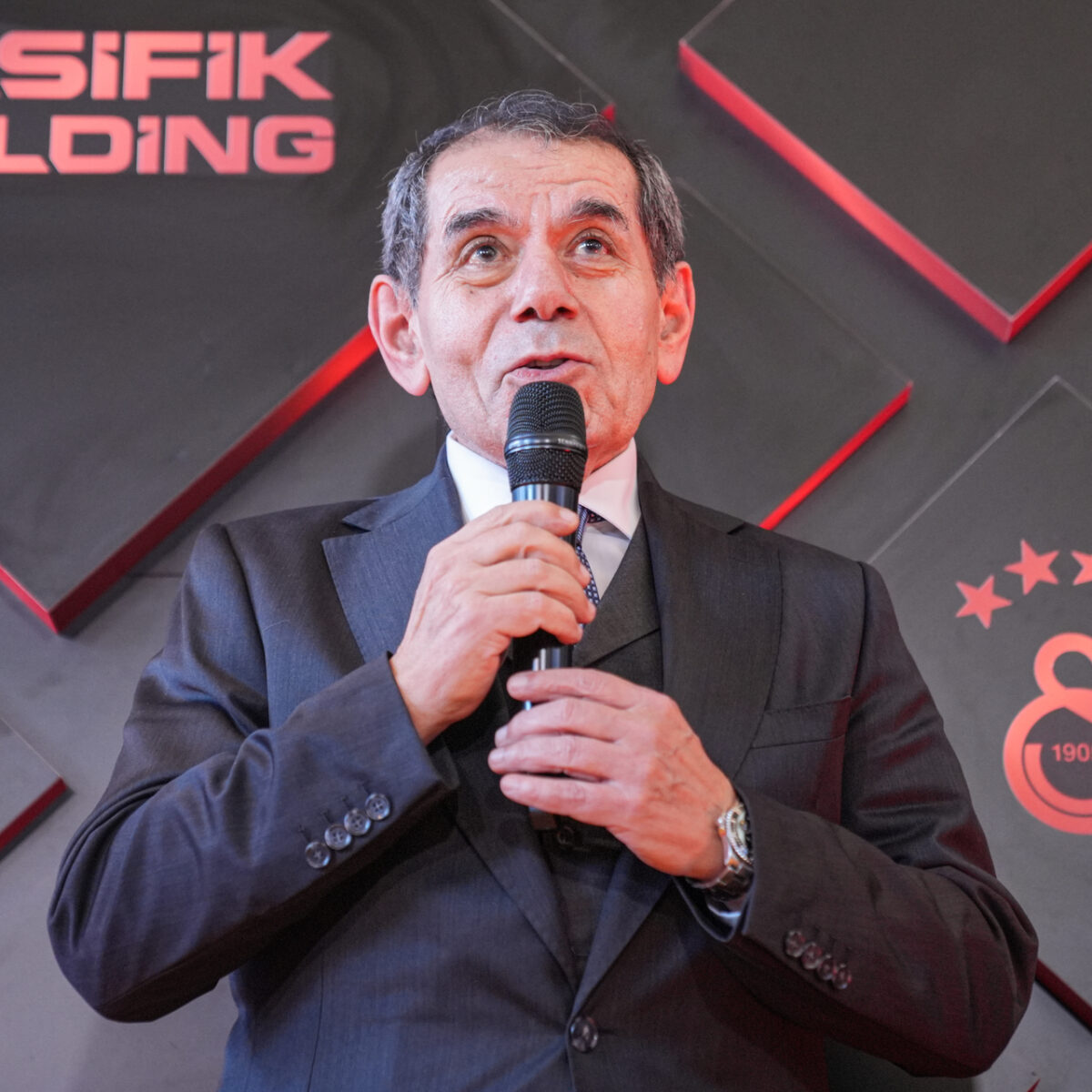 Lyon Başkanı Textor, Dursun Özbek'i aradı!