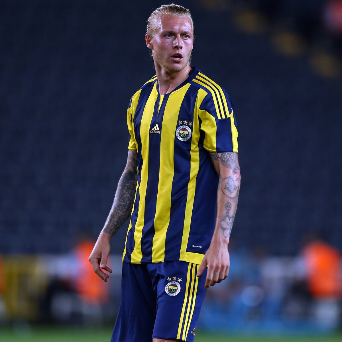 Simon Kjaer'den futbola veda!