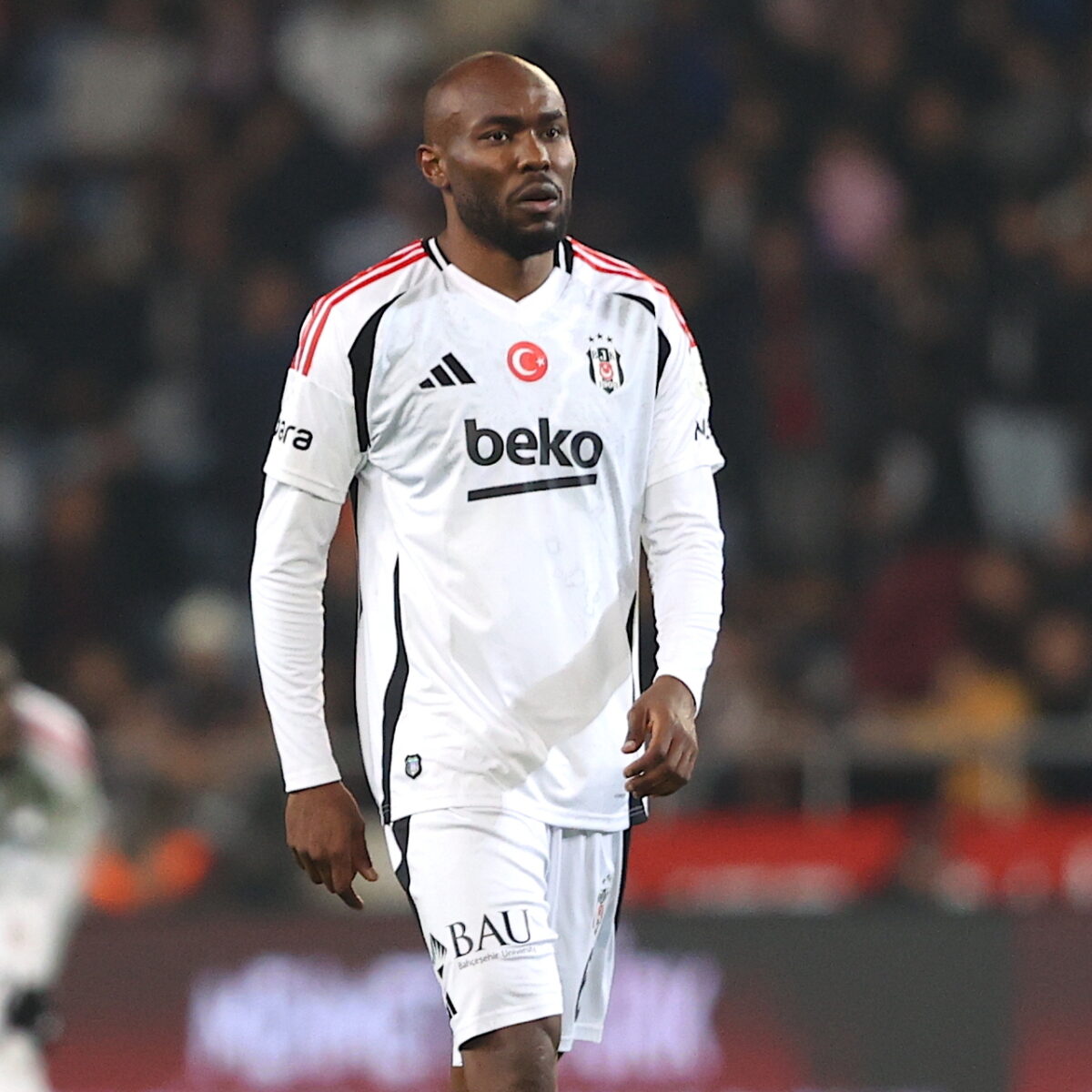 Beşiktaş'ta ayrılık: Al-Musrati