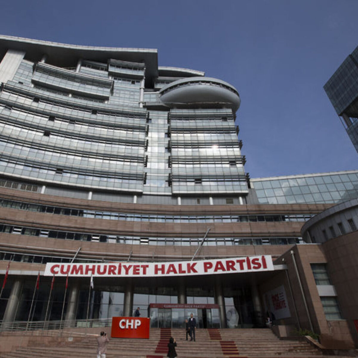 CHP'de ön seçim şartları belli oldu
