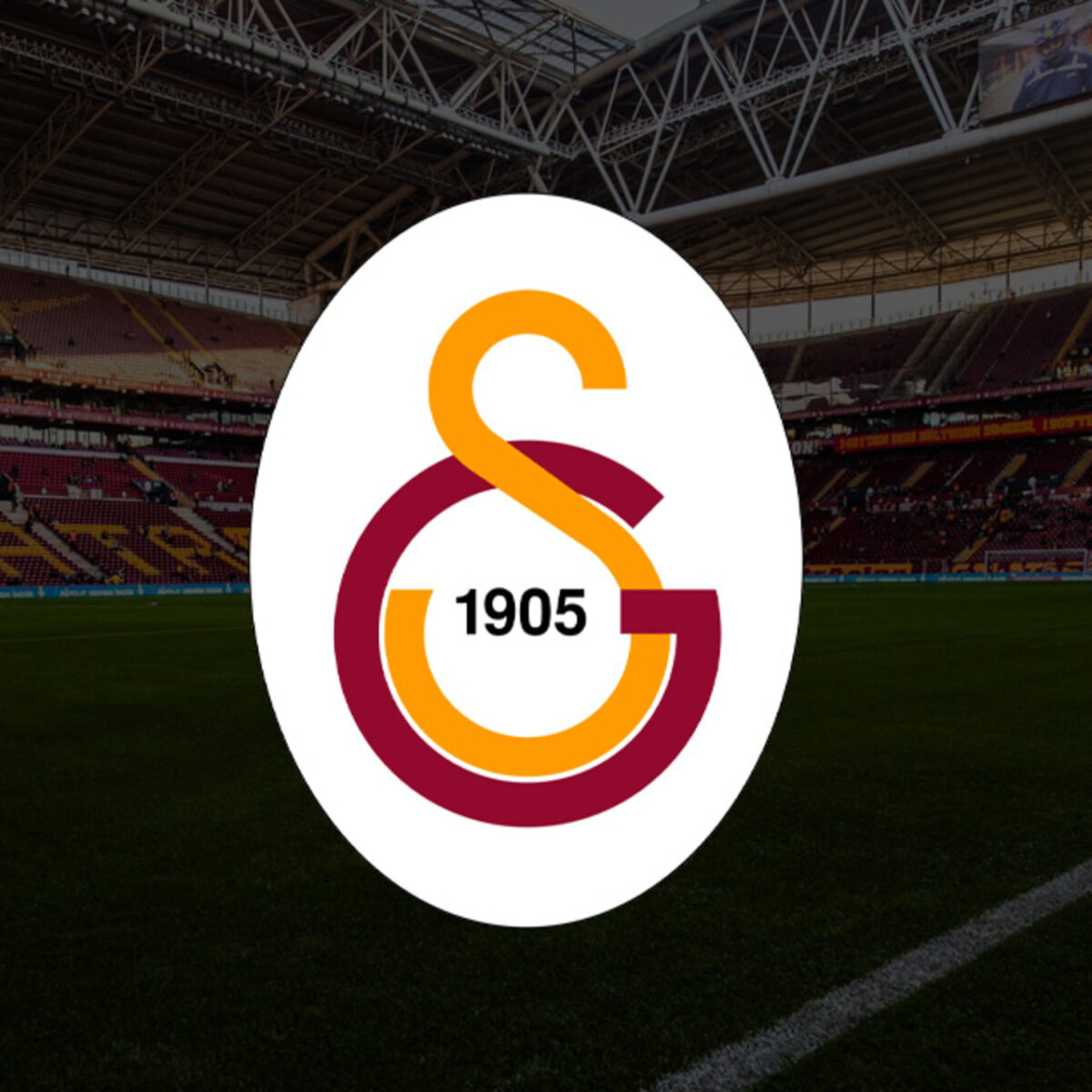 Galatasaray'a genç stoper!