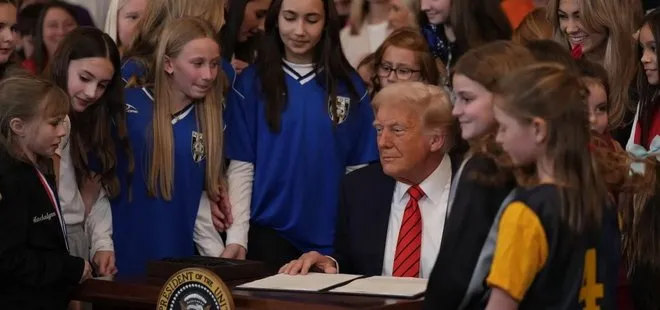 Trump'tan sapkınlığa bir neşter daha!  Adalet yerini buldu: Trans sporculara kadın müsabakalarından men