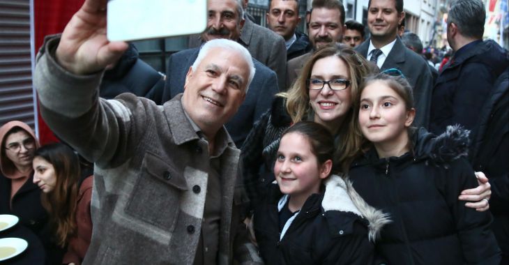 Atıcılar'da 1500 kişilik iftar sofrası
