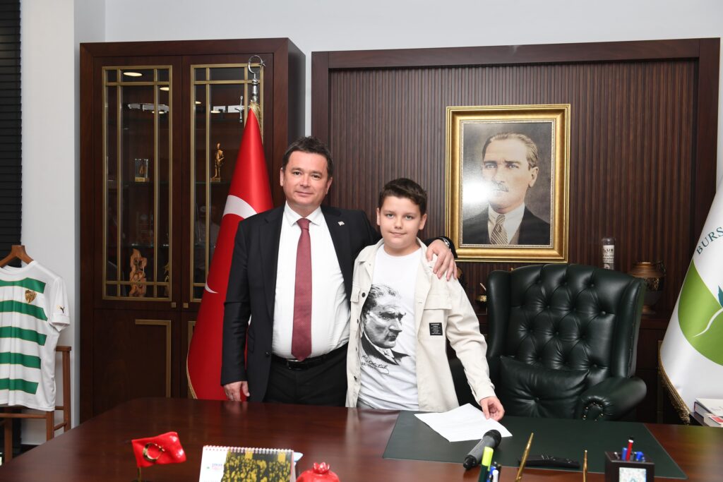 Geleceğin başkanları koltuğa oturdu