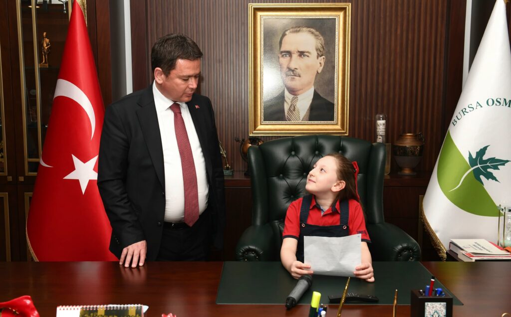Geleceğin başkanları koltuğa oturdu