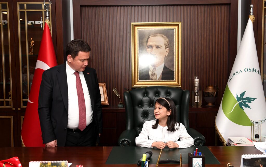 Geleceğin başkanları koltuğa oturdu
