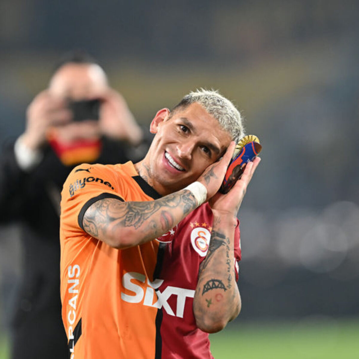 Lucas Torreira: "İyi geceler"