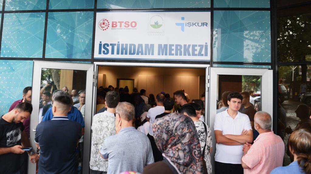 İstihdam buluşmalarına yoğun ilgi
