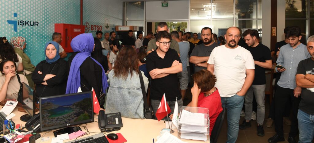İstihdam buluşmalarına yoğun ilgi