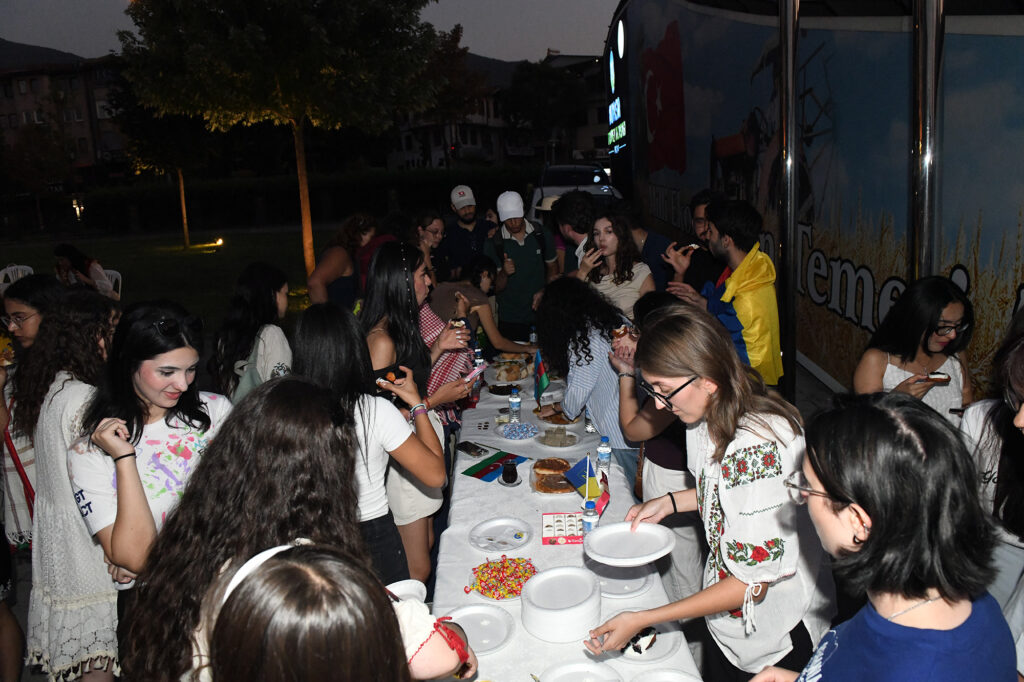 Osmangazi’de sınırları aşan gençlik projesi