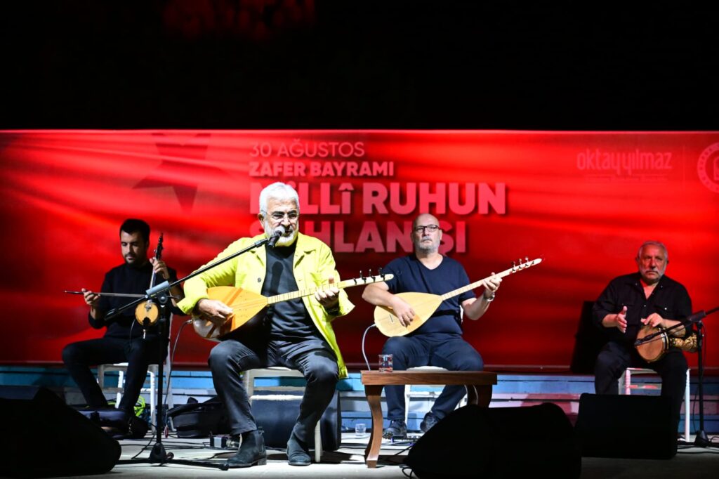 YILDIRIM’DA ‘ZAFER’ COŞKUSU
