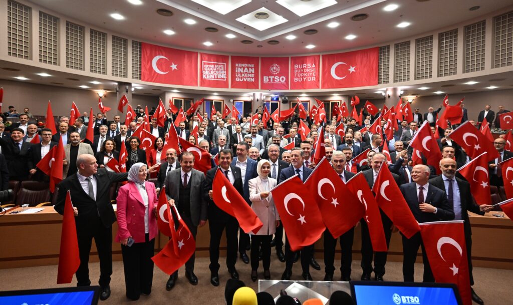 'Aileyi savunma sanayi kadar stratejik'