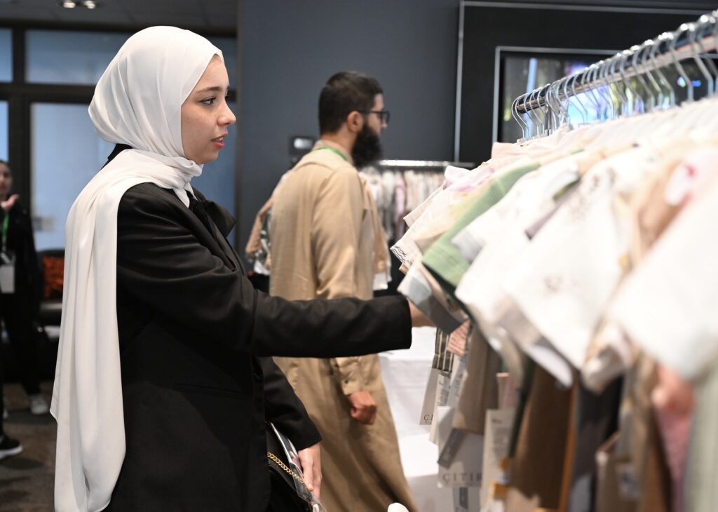 Cezayir’de Bursa Rüzgârı Esiyor
