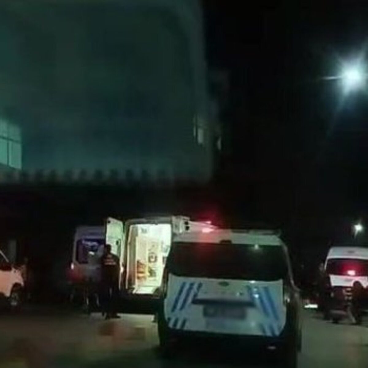 Gemlik'te denize dalış yapan genç boğuldu