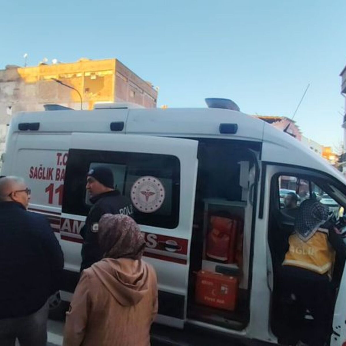 'Yan baktın' deyip bıçakladı