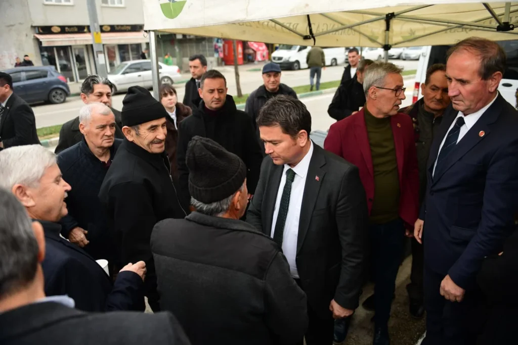 Başkan Erkan Aydın’ın Cuma Durağı Çiftehavuzlar Mahallesi Oldu