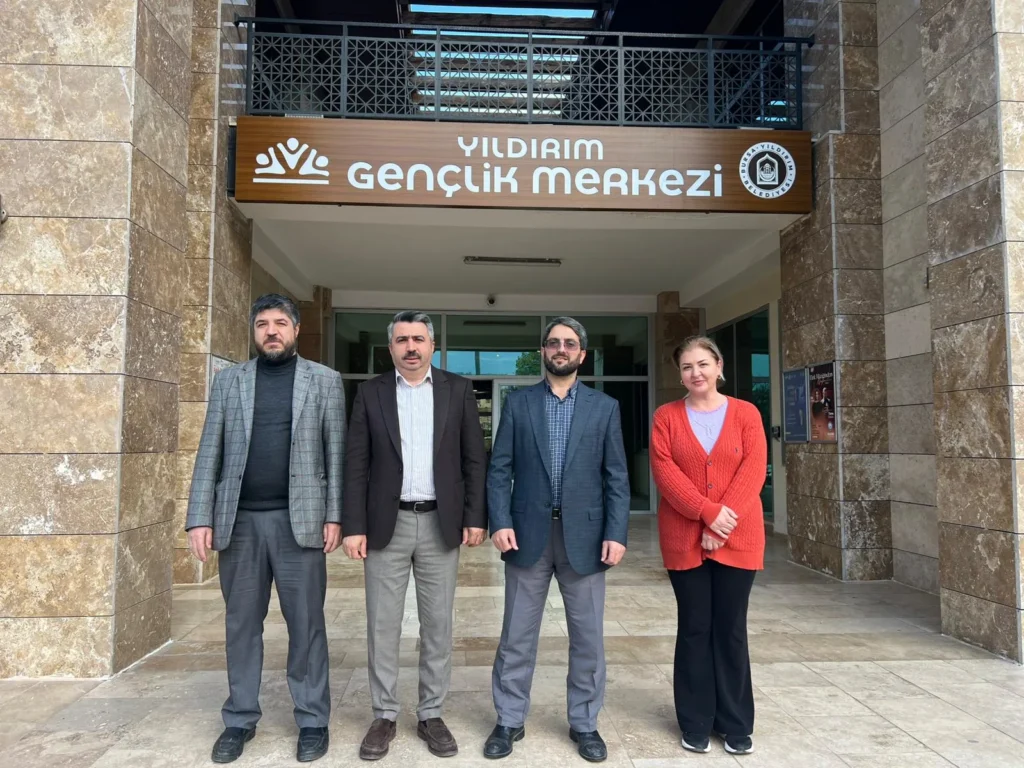 GENÇ DOSTU ŞEHİR YILDIRIM