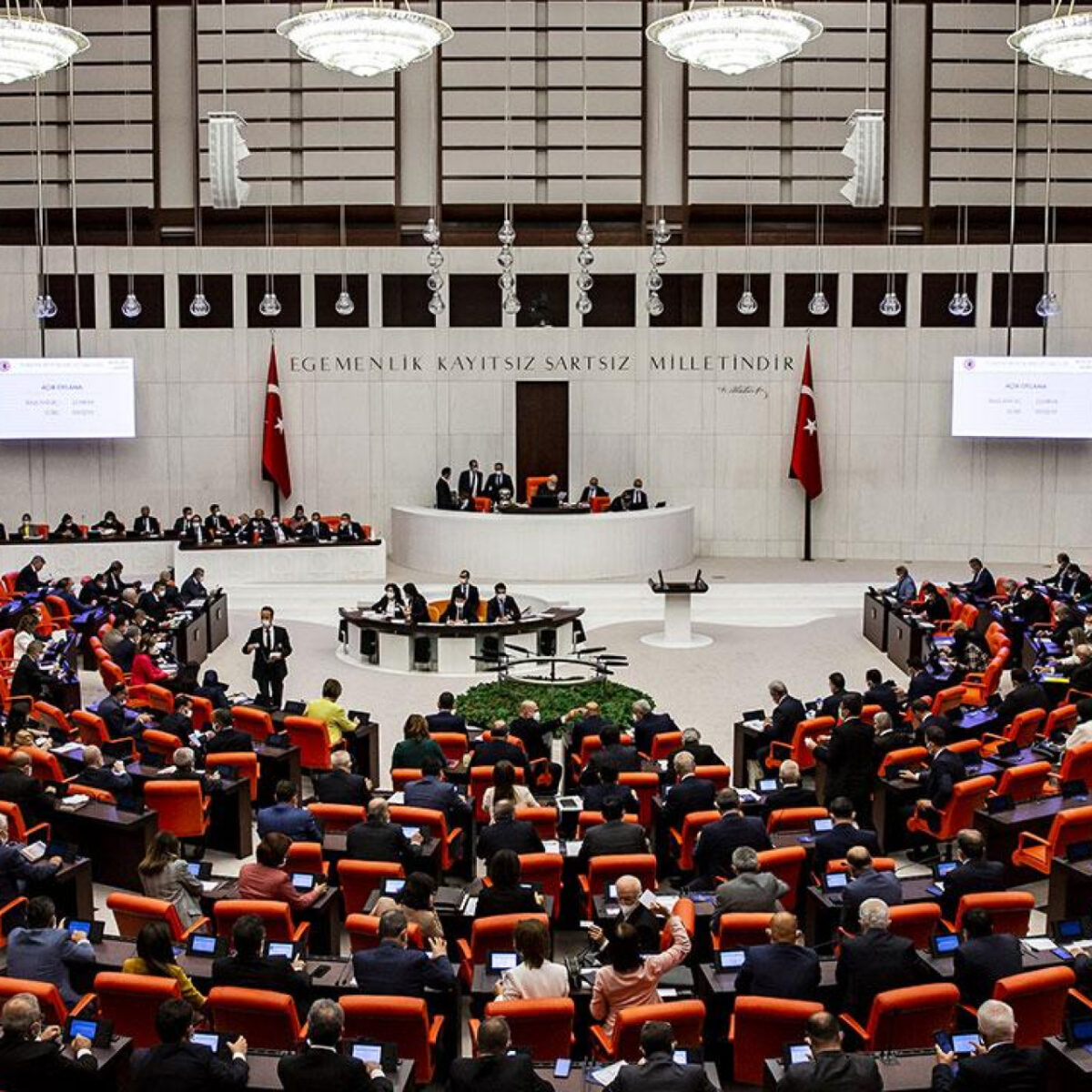 Vergi teklifi TBMM'den geçti