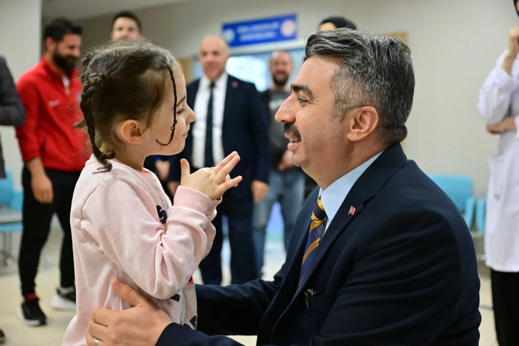 Yıldırım 'engelleri' sevgi ile aşıyor