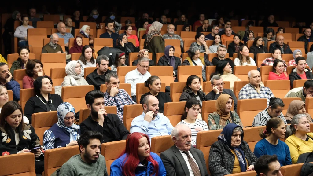 Yıldırım'da türkü dolu gece