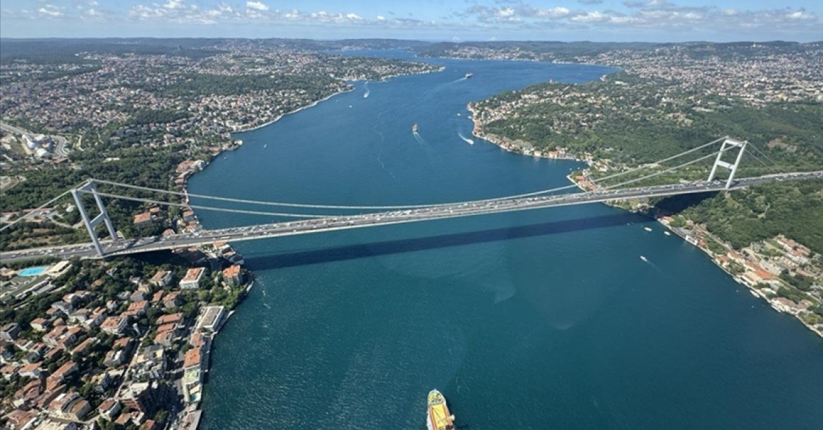 Boğaz'dan üç ayda 9 bin 195 gemi geçti