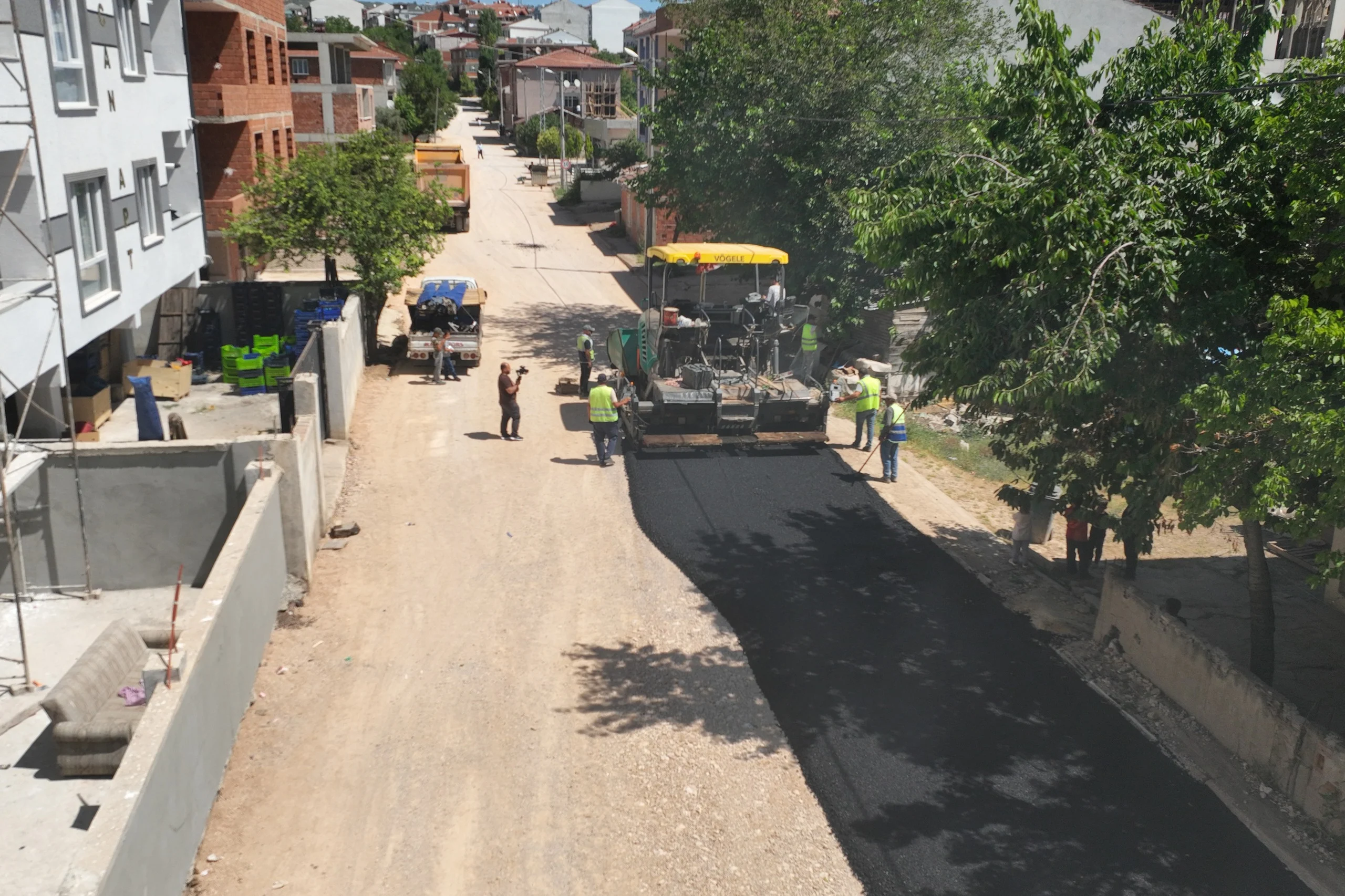 İnegöl'de yolar yenileniyor